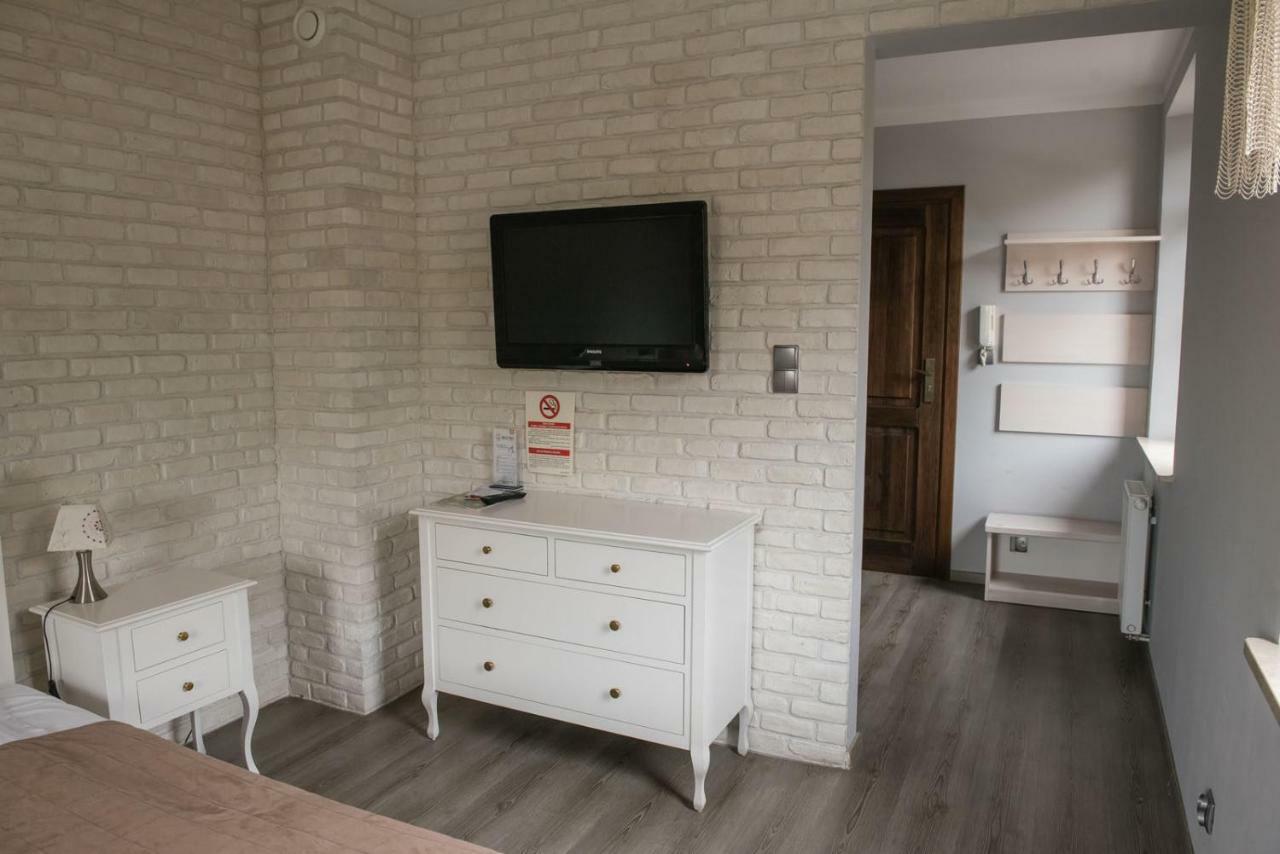 Apartamenty Faust 에우크 외부 사진
