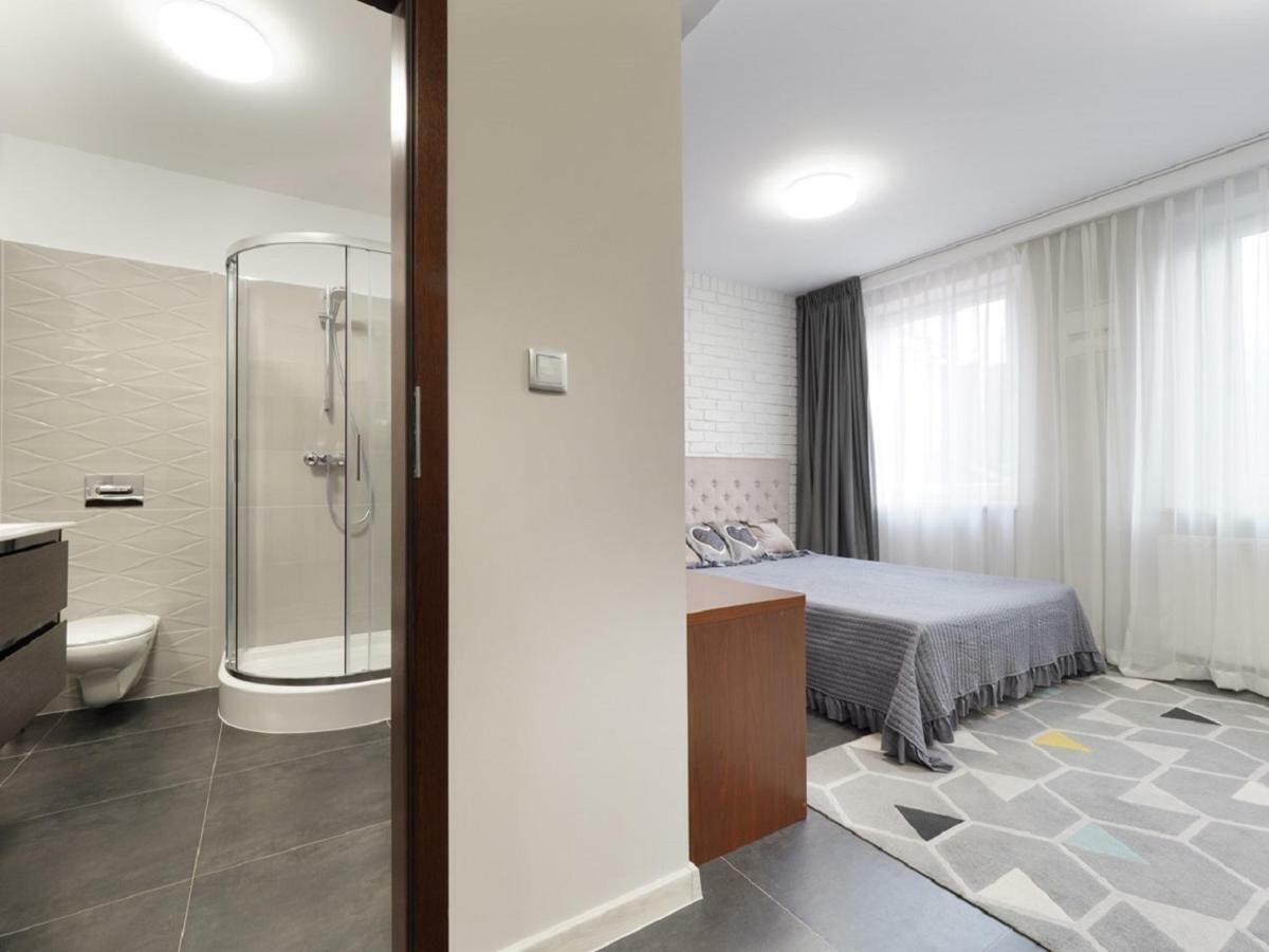 Apartamenty Faust 에우크 외부 사진